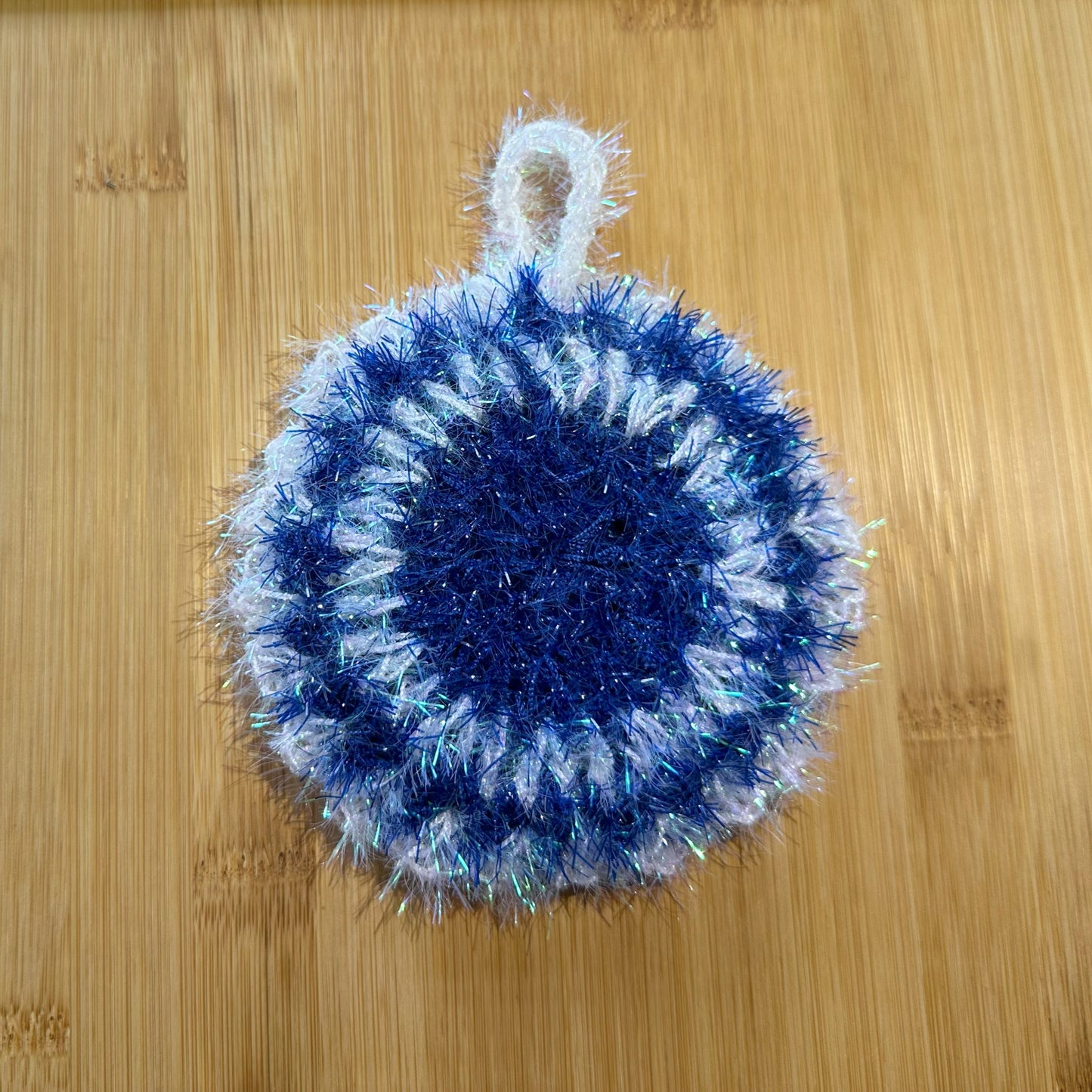 Round Snowflake Household Scrubby