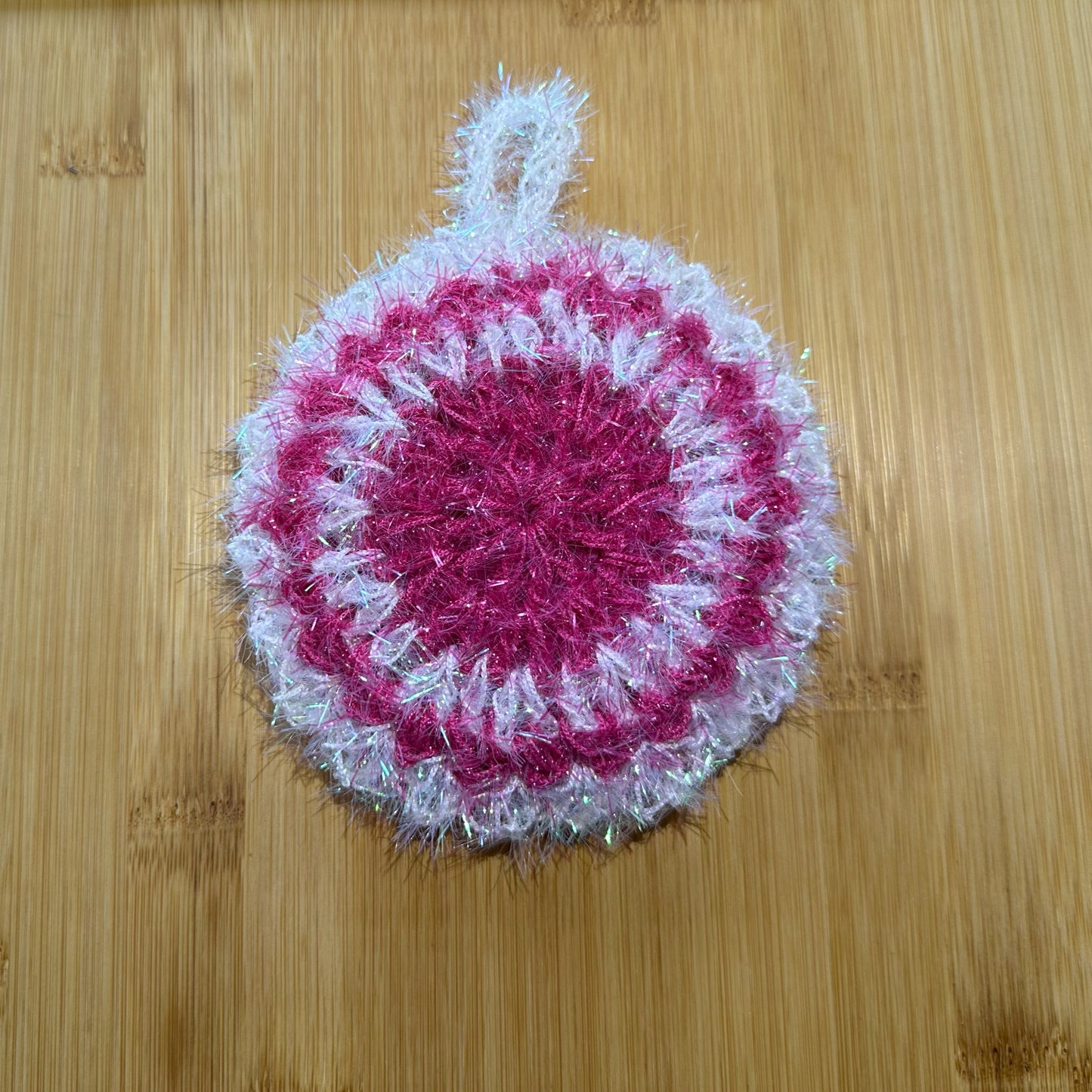 Round Snowflake Household Scrubby
