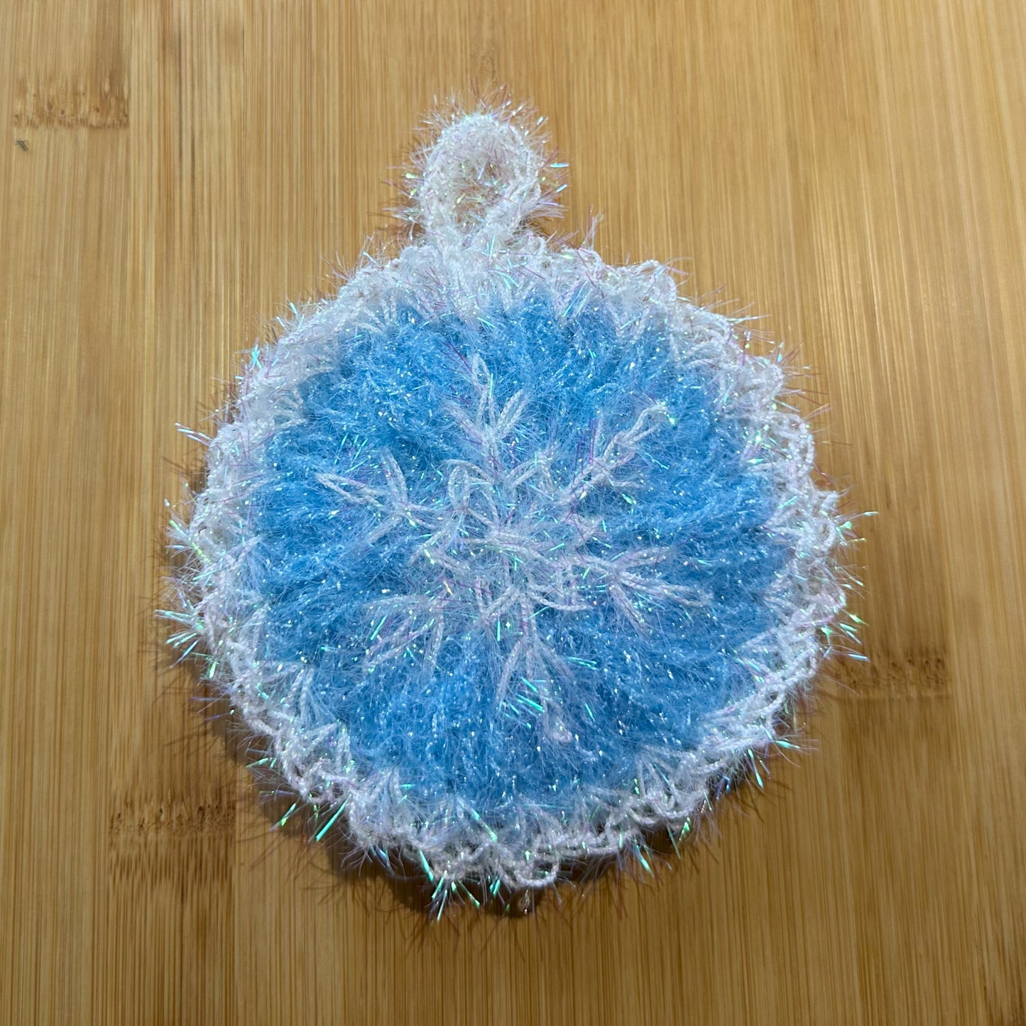 Round Snowflake Household Scrubby