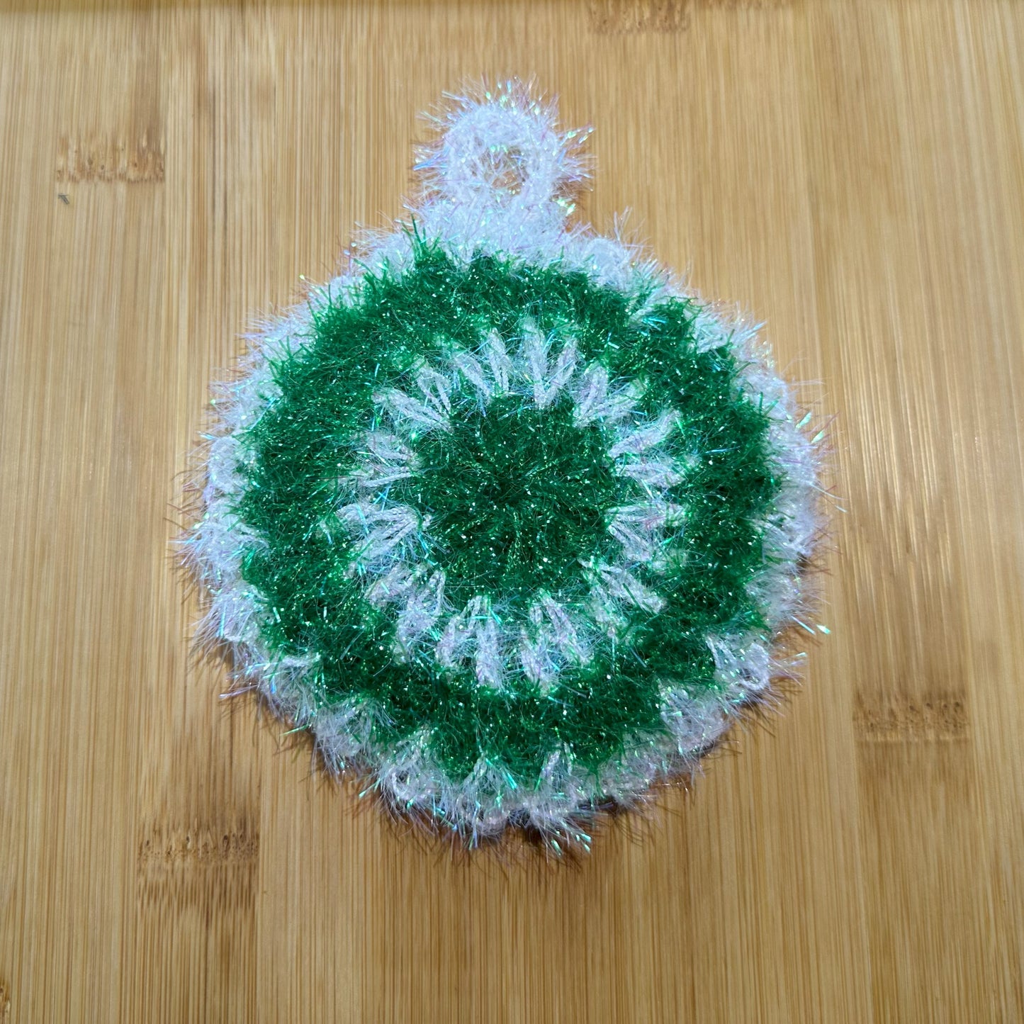 Round Snowflake Household Scrubby