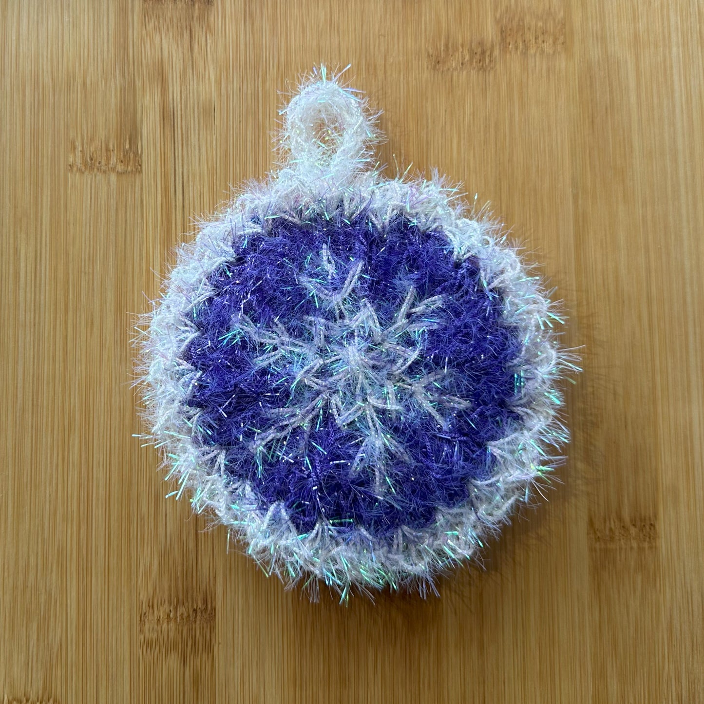 Round Snowflake Household Scrubby